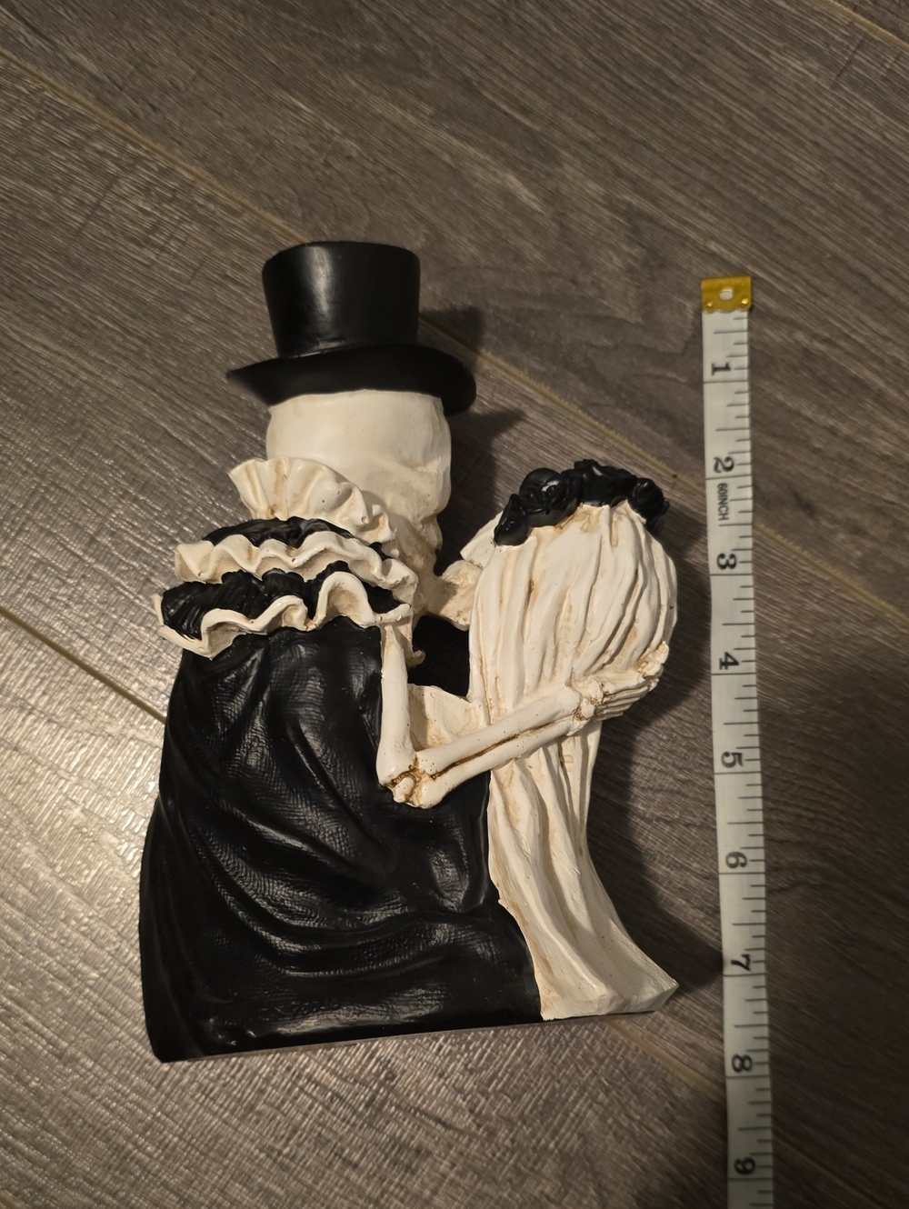 Skeleton Table Top Decor - Picture 5 of 5